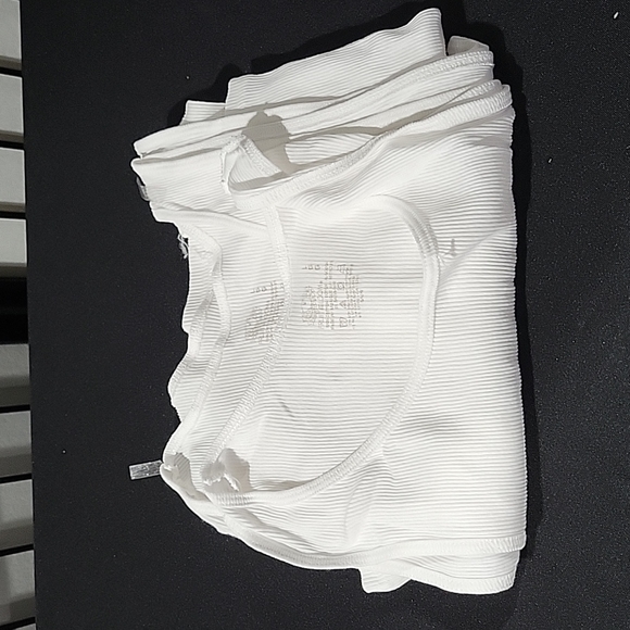 Lot of 3 undershirts - Picture 1 of 1